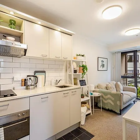 Prime Location - 2 Bedroom Urban Retreat